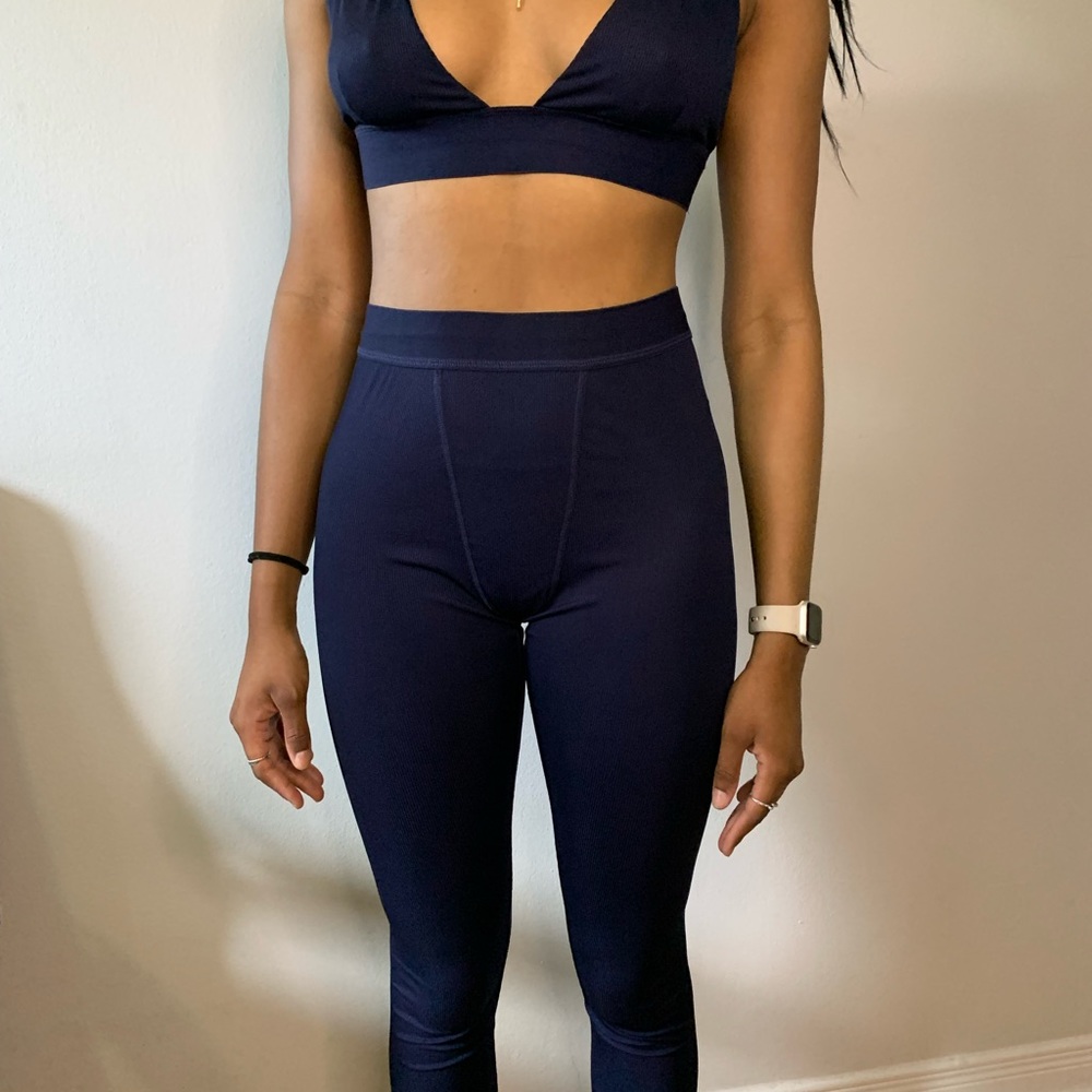 SHEINOFFICIAL- Ribbed V-Neck Bralette & High Rise Leggings Set